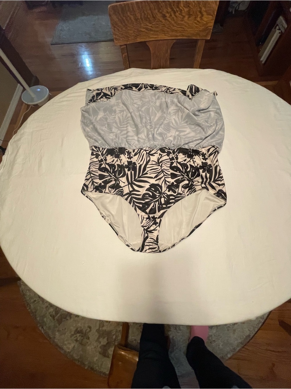 Black & Cream Tropical Print Women's Swim Suit - Picture 9 of 10
